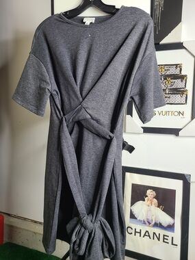 Le Lis Charcoal Gray Tie-Detail Midi Dress